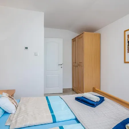 Dragica Apartment Cizici